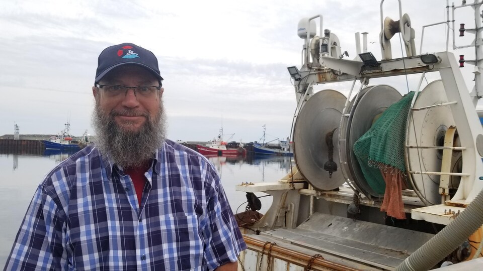 Portrait d'un expert-conseil en sécurité des pêches.