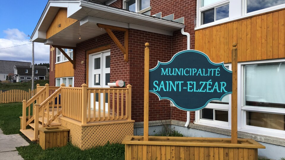 Élections municipales la démocratie revit à SaintElzéar
