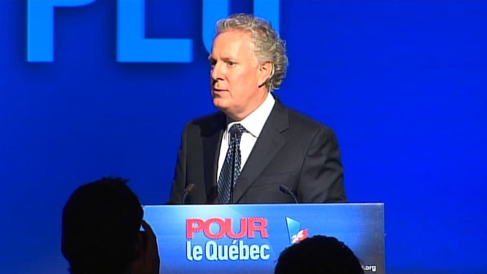 Jean Charest, qui prononçait un discours à Sherbrooke lors de la campagne électorale de 2012.