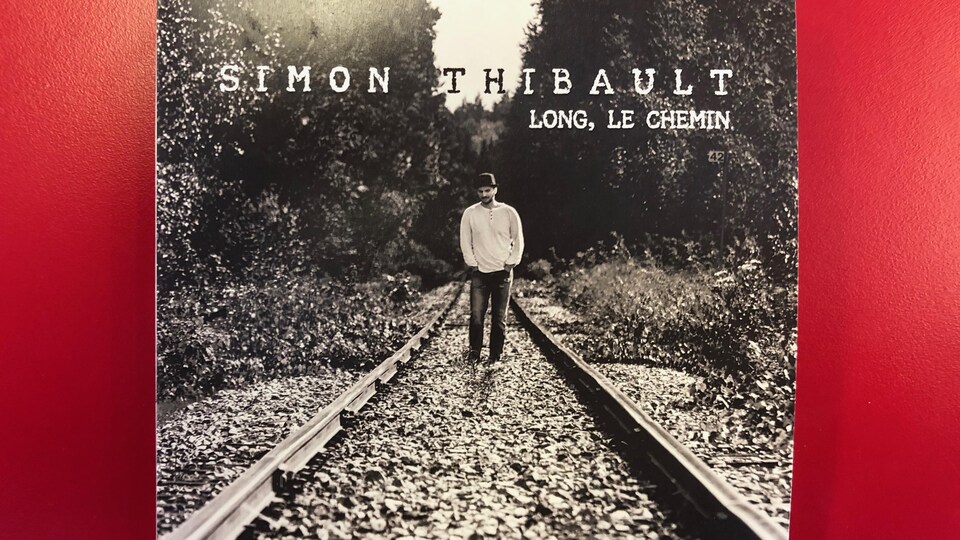 Nouvel album du chanteur Simon Thibault