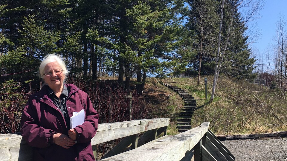 Soeur Ginette Simard au Jardin du ruisseau Bois-Joli