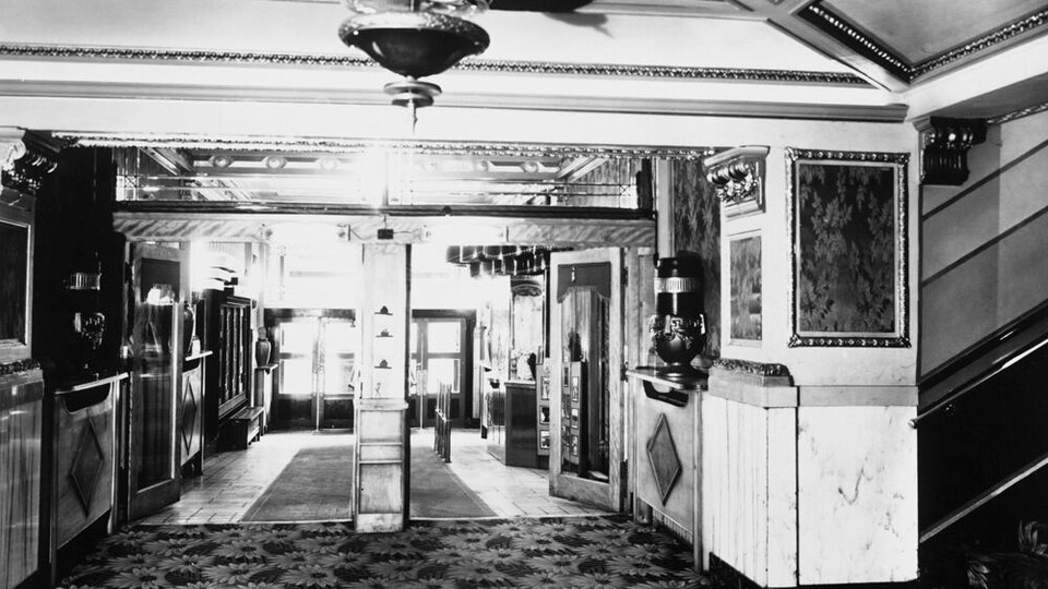 Une ancienne photo du théâtre Sherman Grand de Calgary