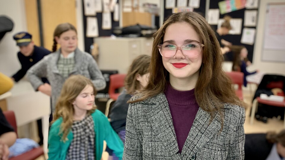 Clara Doucette pose pour la photo.