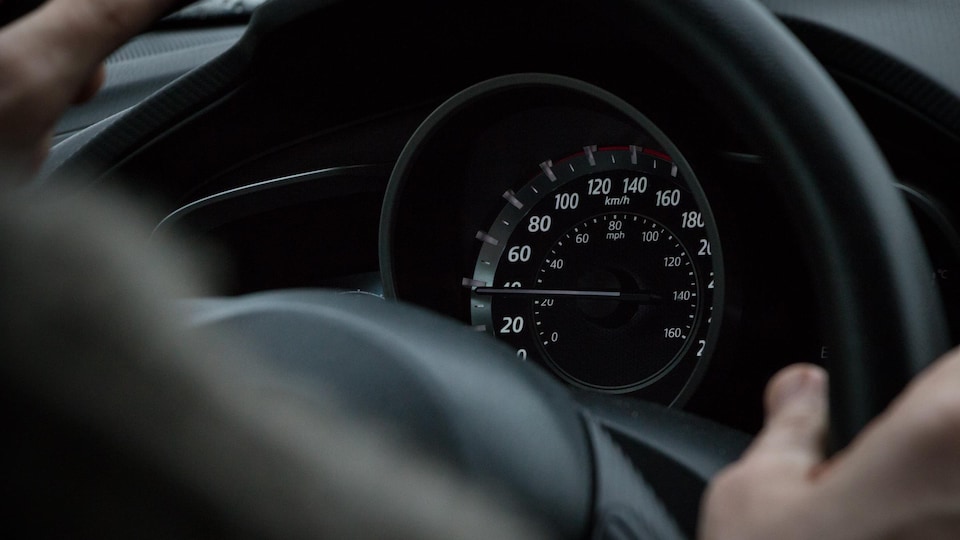 Entre janvier 2015 et décembre 2016, une limite de vitesse de 30 km/h a progressivement été instaurée dans les quartiers résidentiels de Toronto.