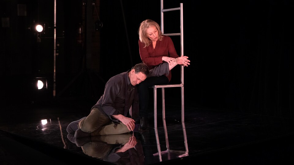 L'exercice de l'oubli est présenté par le Théâtre français de Toronto et le Théâtre Populaire d'Acadie.