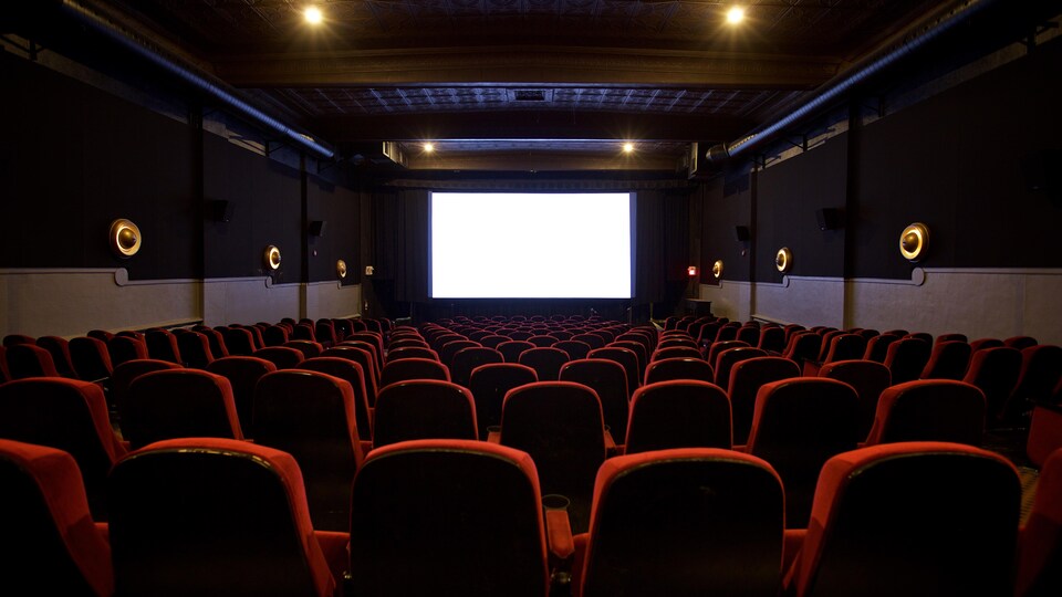 La salle de projection du cinéma Fox, à Toronto.
