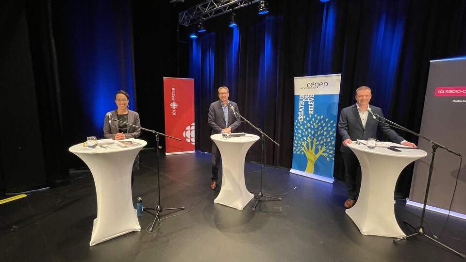 Évelyne Beaudin, Steve Lussier et Luc Fortin ont croisé le fer le temps d'un débat.