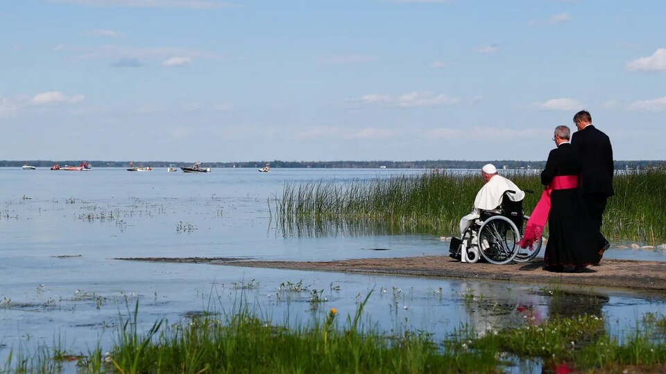 Retour sur le « pèlerinage de pénitence » du pape au Canada Le pape