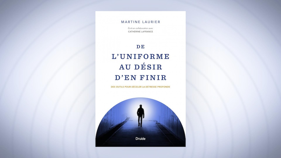 La couverture du livre « De l'uniforme au désir d'en finir » de Martine Laurier et Catherine Lafrance.