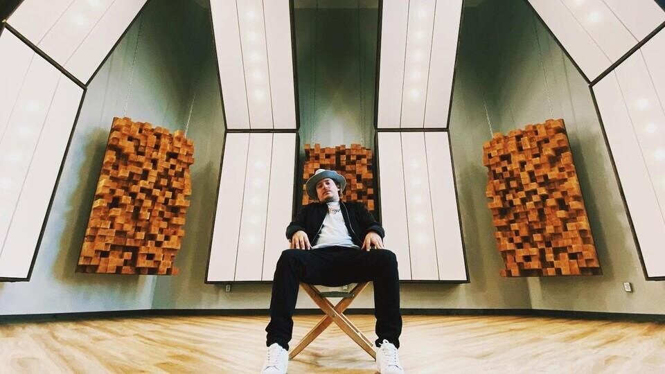 Pilou.