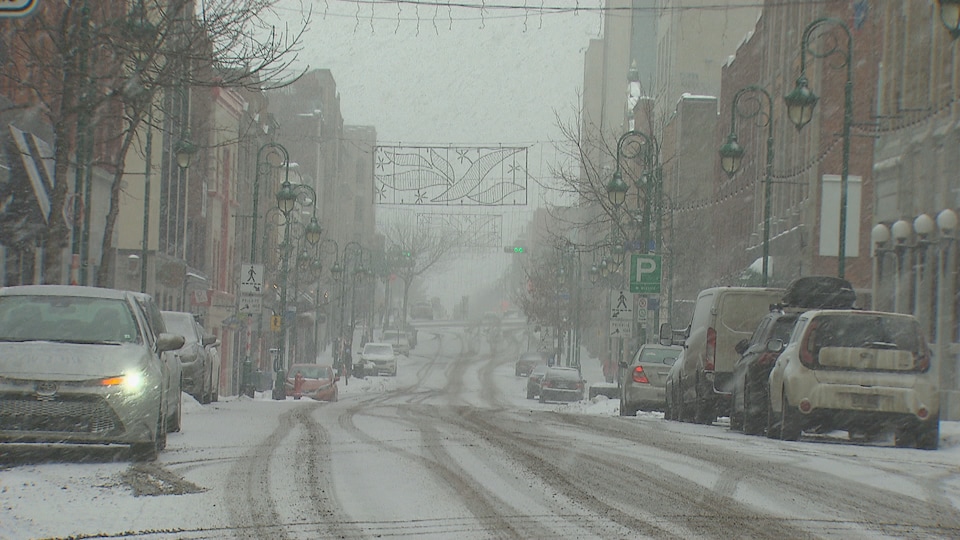 La tempête frappe le centre-ville de Sherbrooke