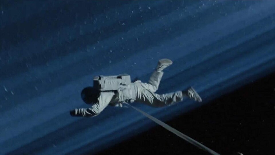 Un cosmonaute dans l'espace.