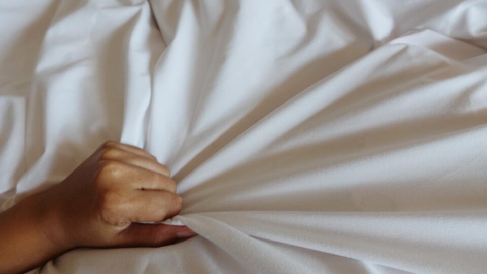 On suppose que la femme a un orgasme
