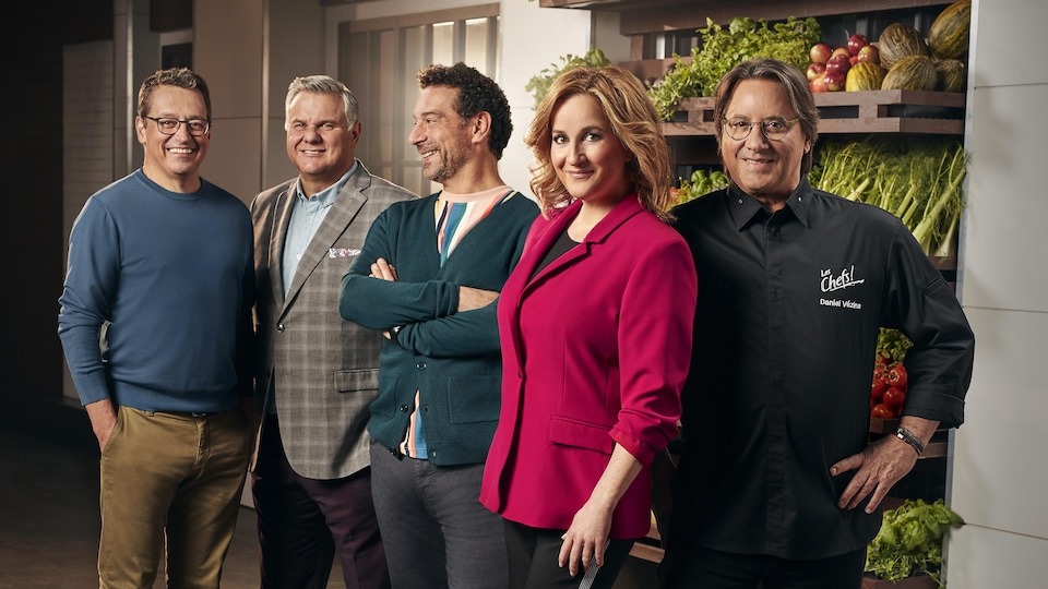 La photo regroupe, debout côte à côte, Élyse Marquis, Daniel Vézina et les juges Jean-Luc Boulay, Normand Laprise et Pasquale Vari.