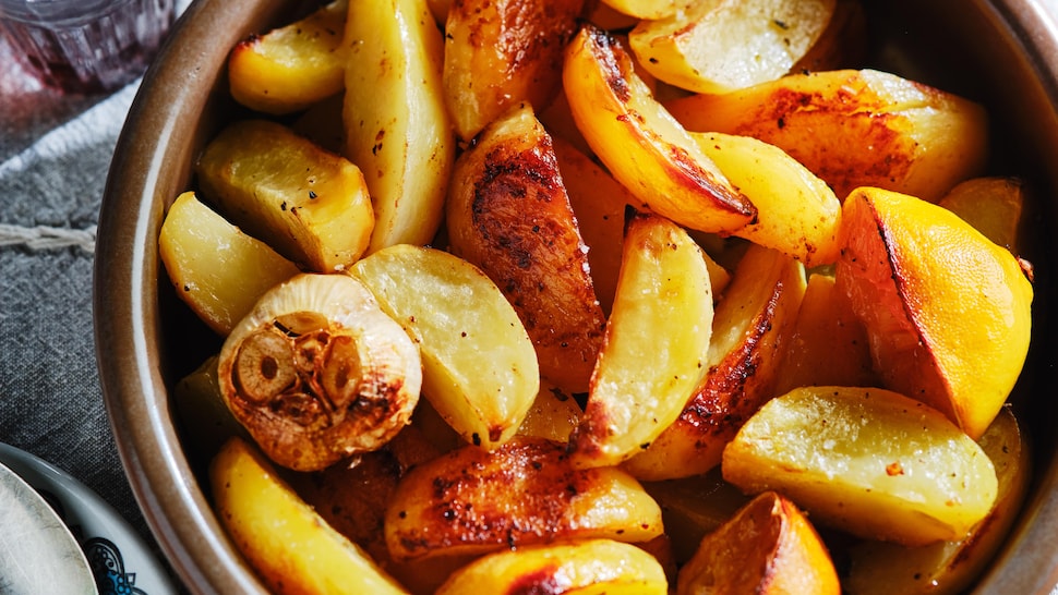 Recette Pommes de terre à l'ail en papillotes au barbecue (facile, rapide)