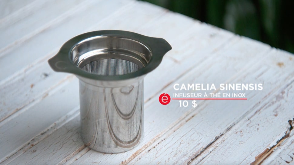 L'infuseur à thé en inox de la marque Camelia Sinensis.