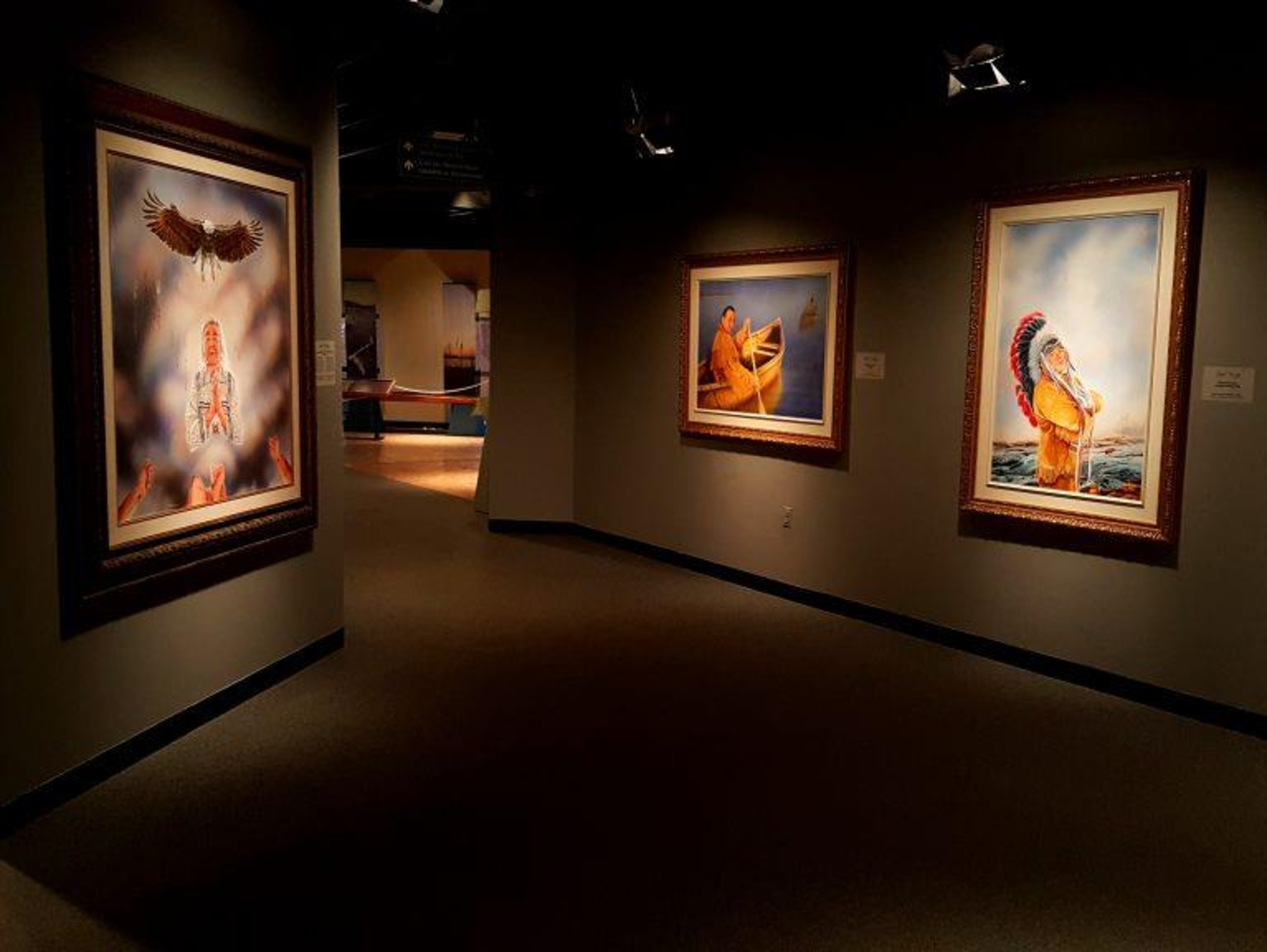 Les toiles de chefs autochtones au Musée du Nouveau-Brunswick