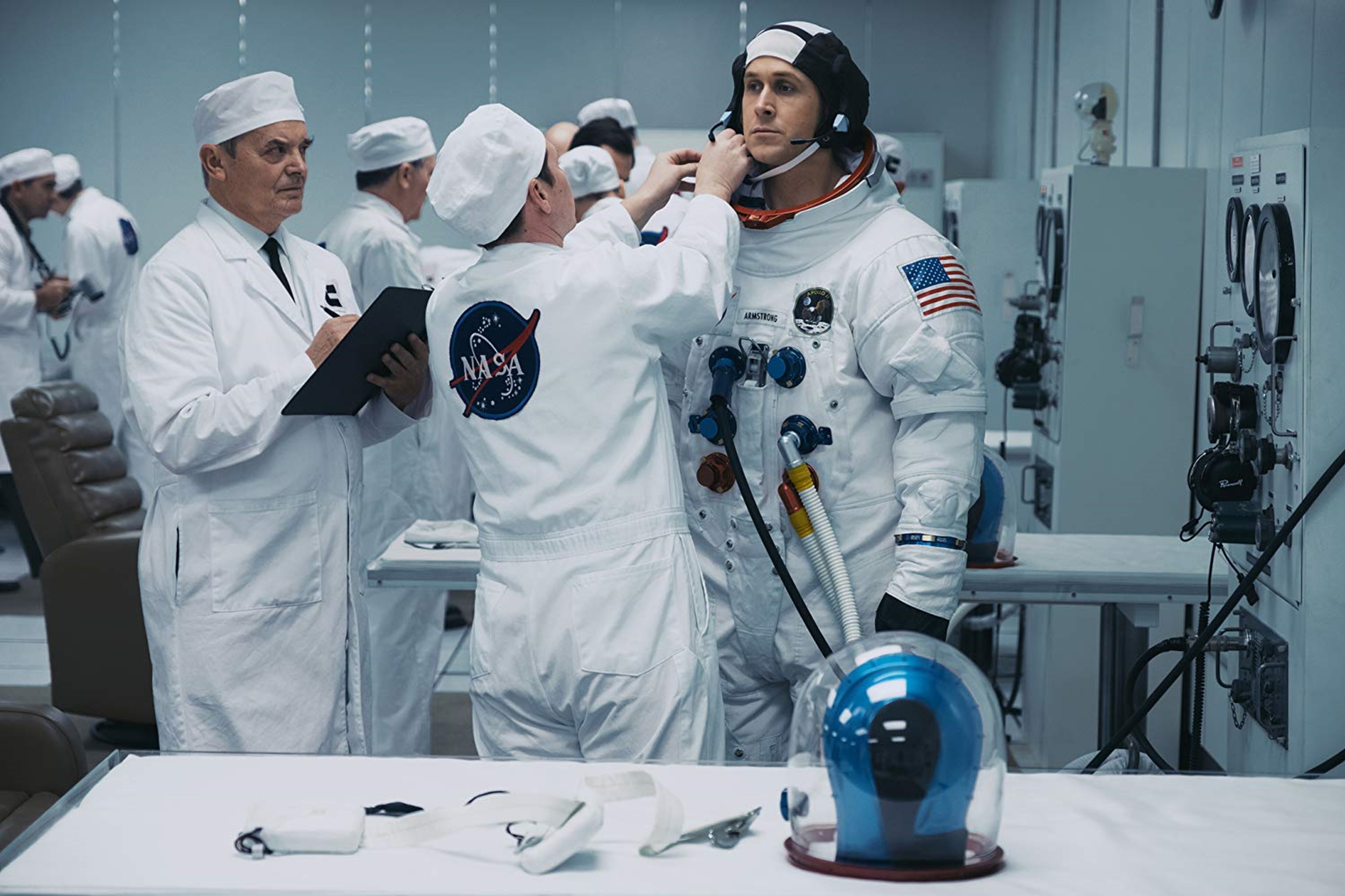 Une scène du film First Man qui se déroule dans les laboratoires de la NASA