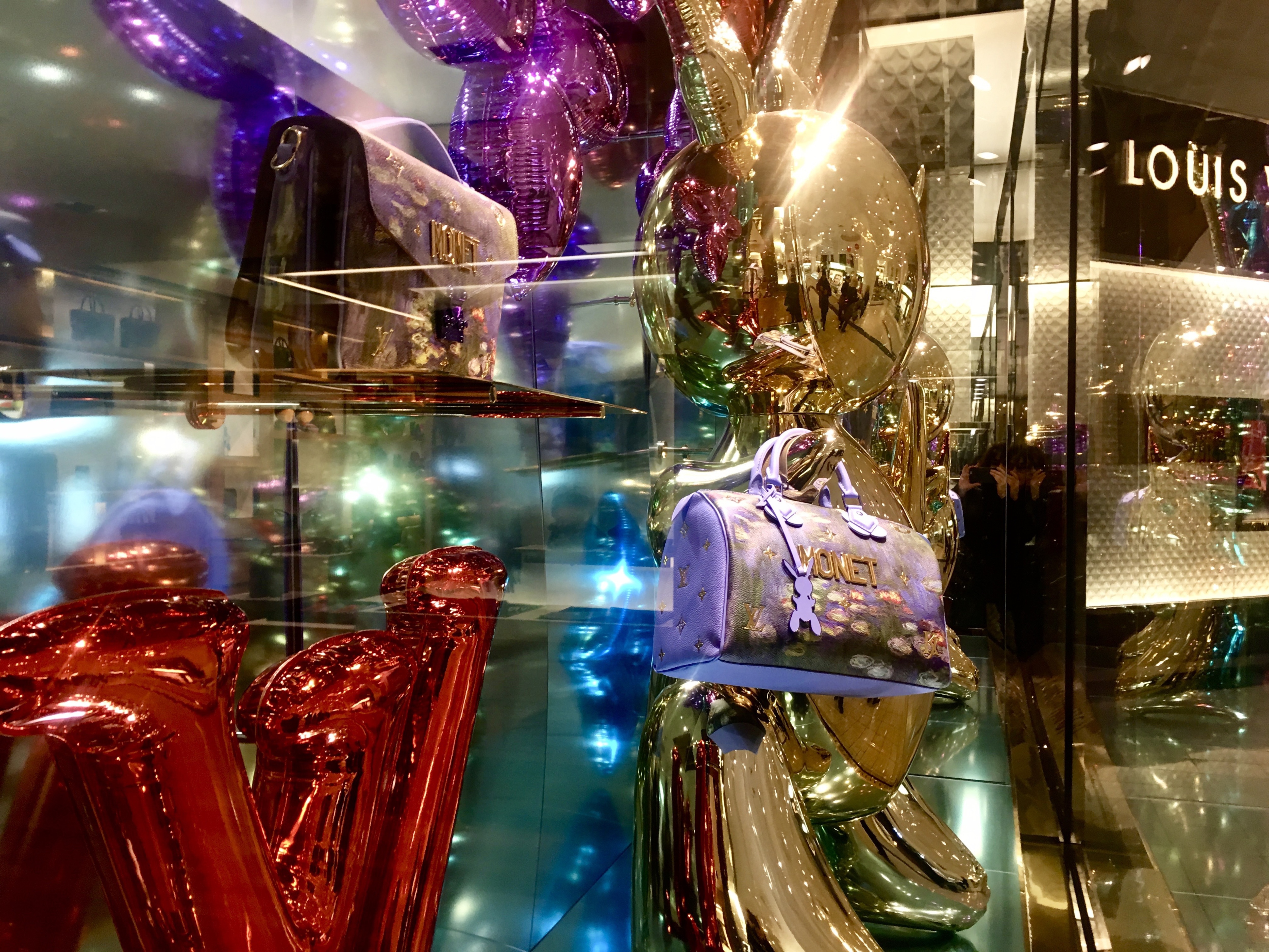 Louis Vuitton X Jeff Koons - the Masters Collection Window Display