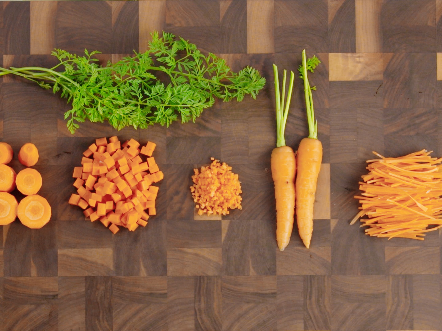 Tailler une carotte en paysanne - Glossaire culinaire