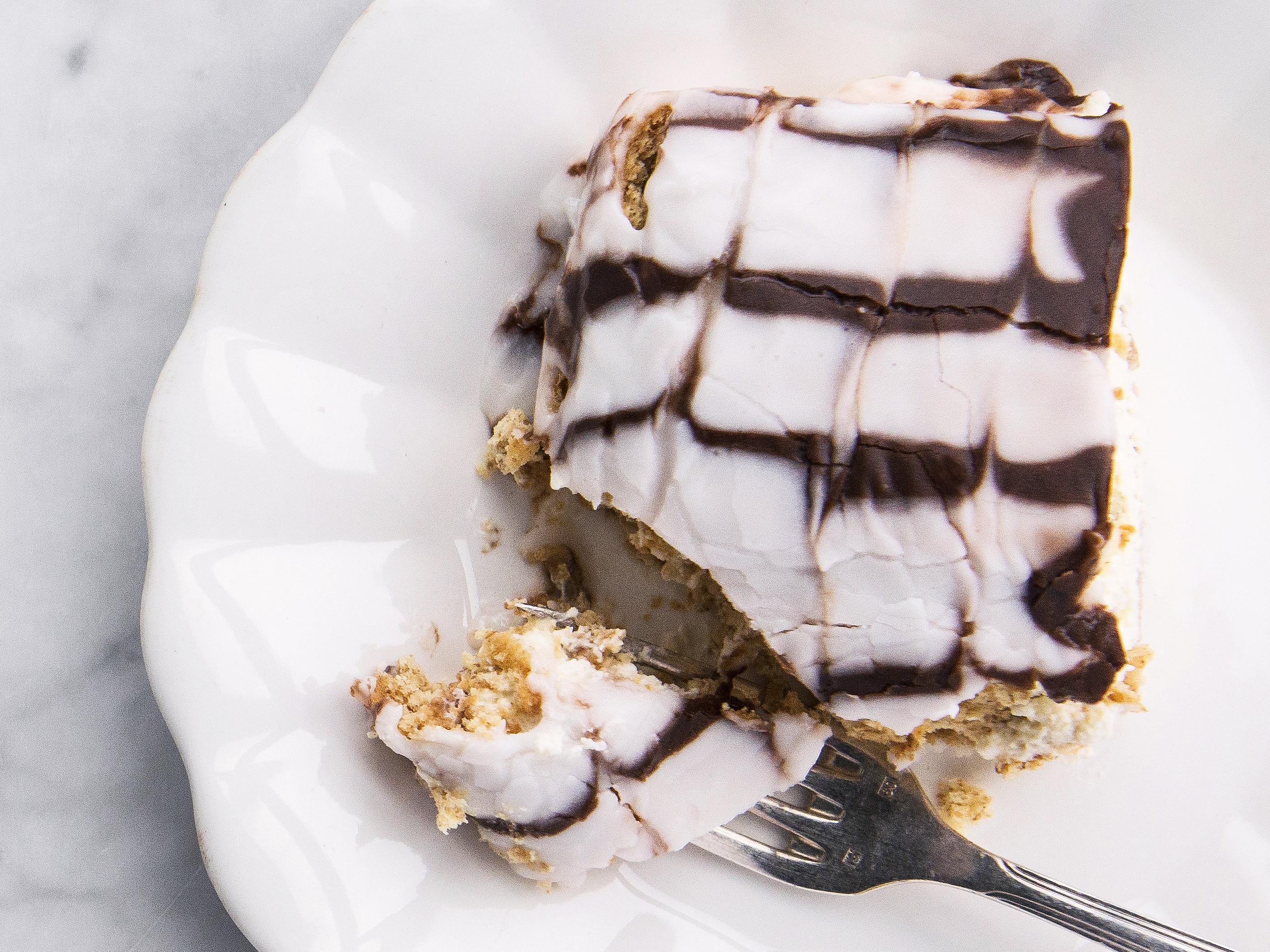 Dessert Avec Biscuit Graham Et Pouding Vanille Et Dream Whip Millefeuille facile (pouding étagé à la vanille et aux biscuits Graham) |  Mordu