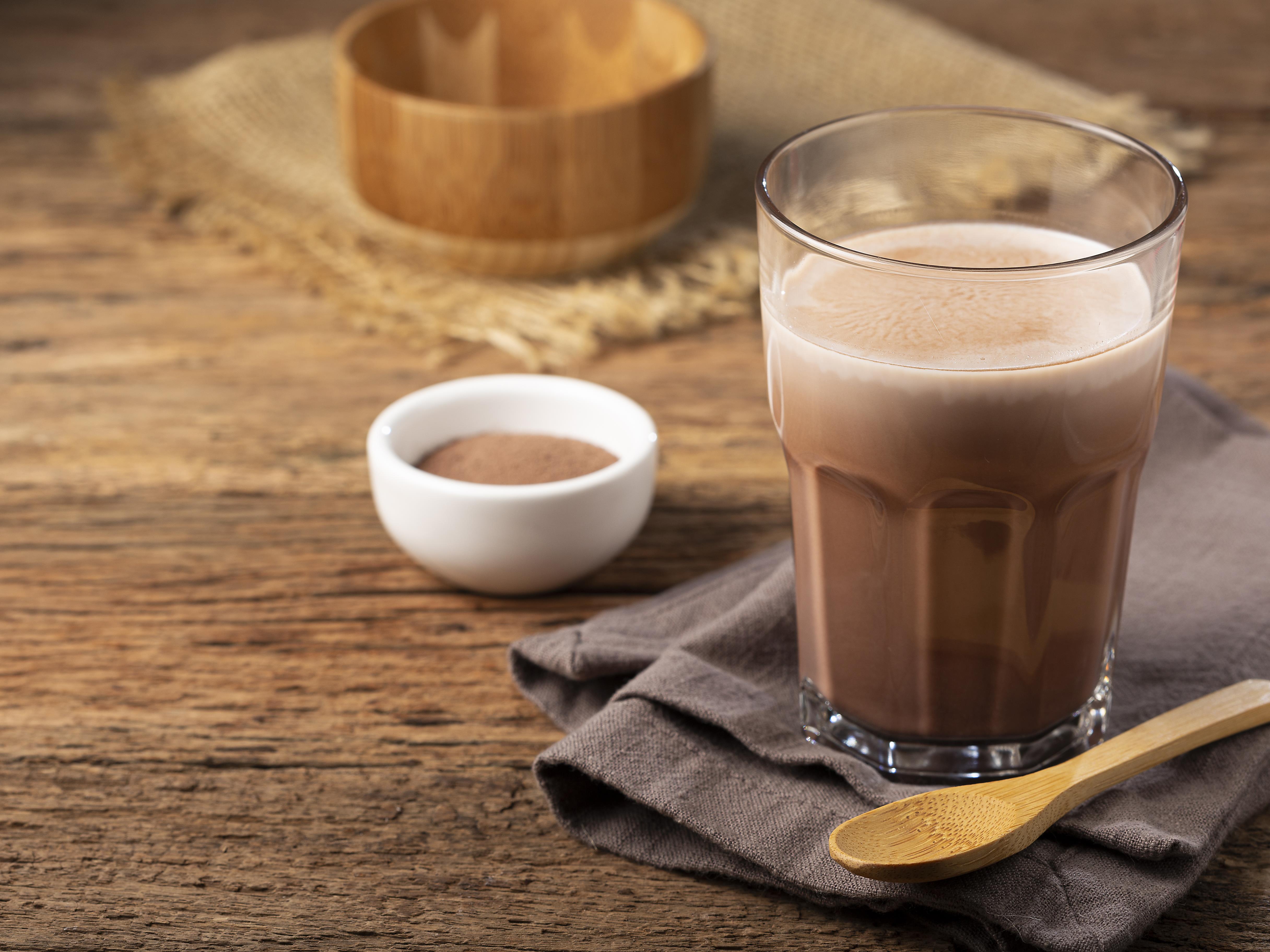 La recette de chocolat au lait fait maison - Marie Claire