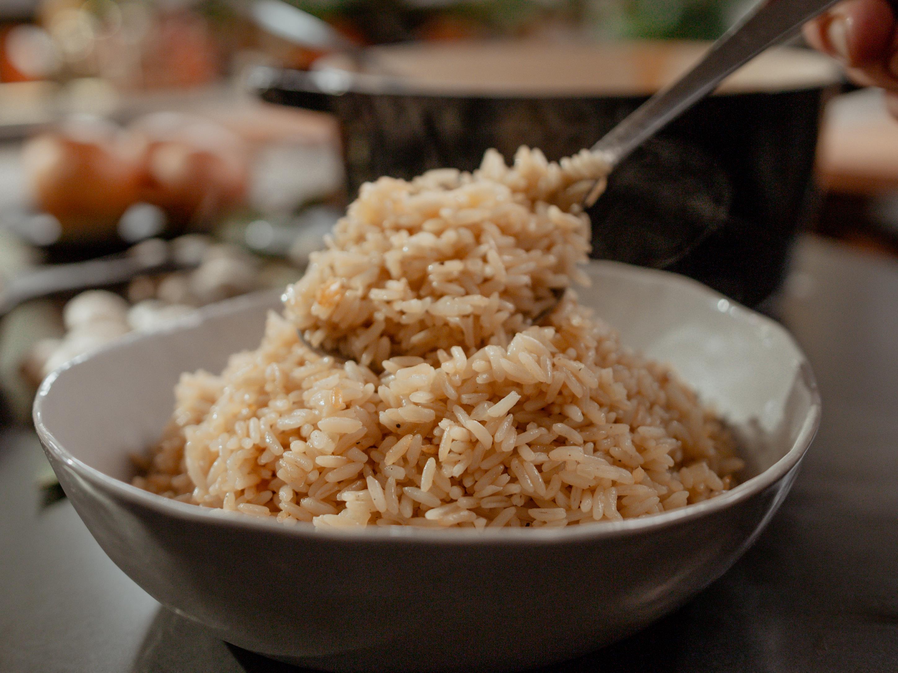 Riz complet (pâtes, riz, graines, céréales et pains)