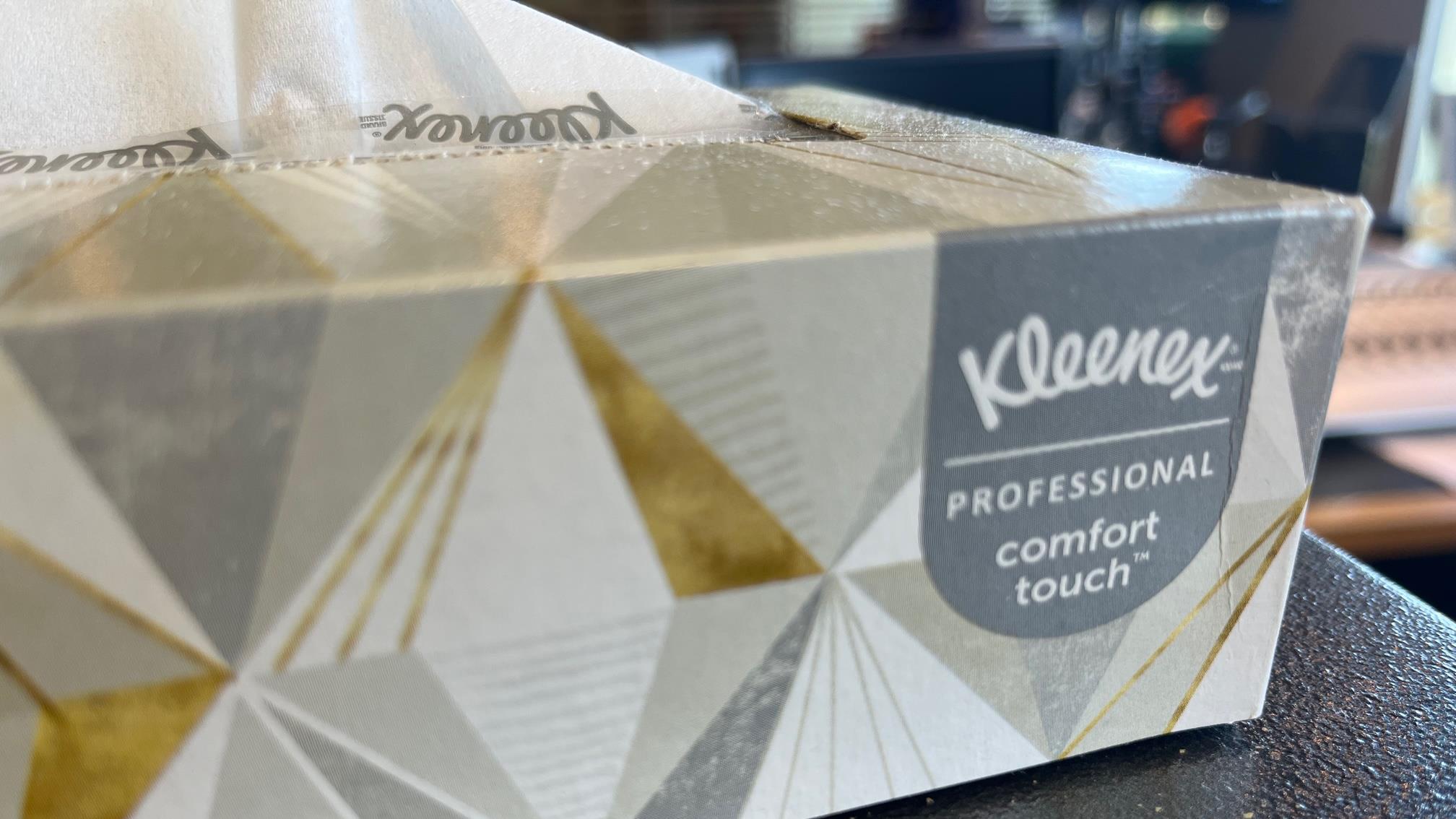 Départ de Kleenex du Canada : l'impact de la pression sur les prix