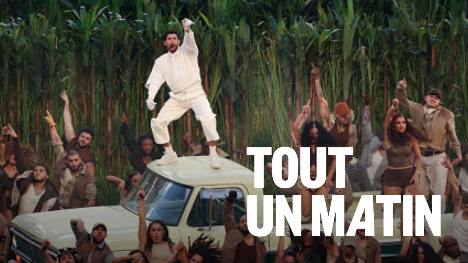 Bad Bunny offre « un des meilleurs spectacles de la mi-temps »