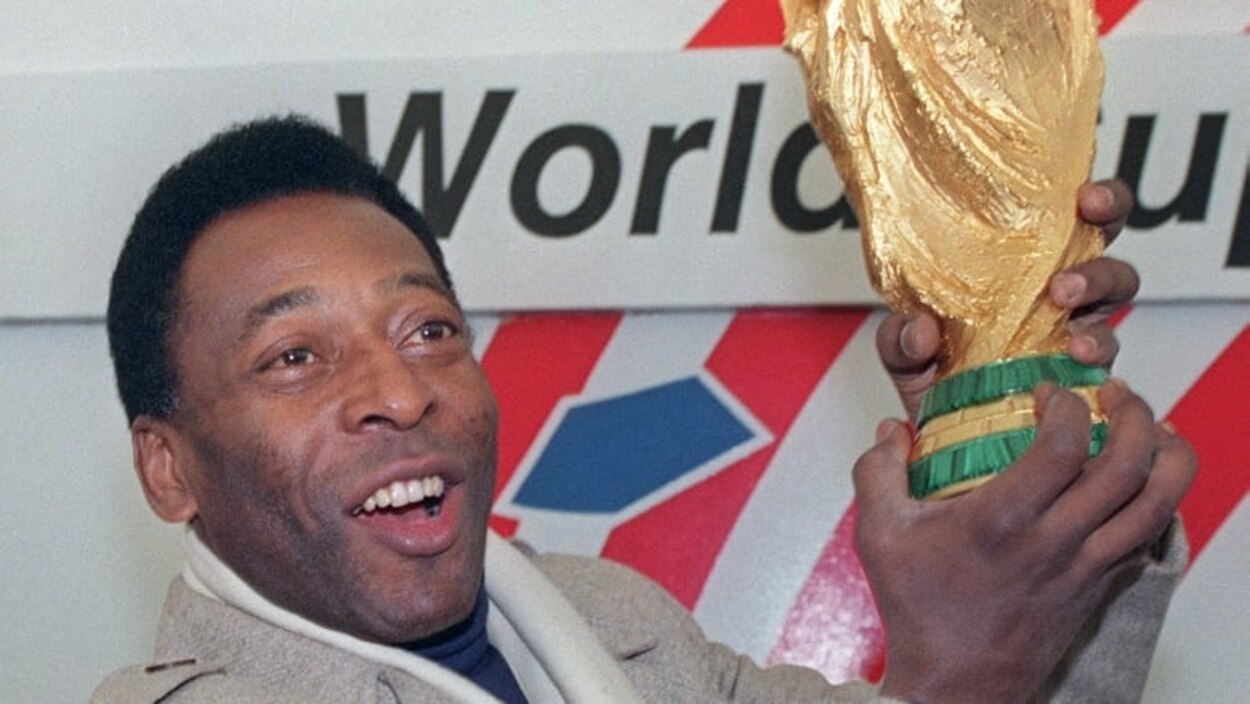 Brazil fans at World Cup game show support for soccer great Pele