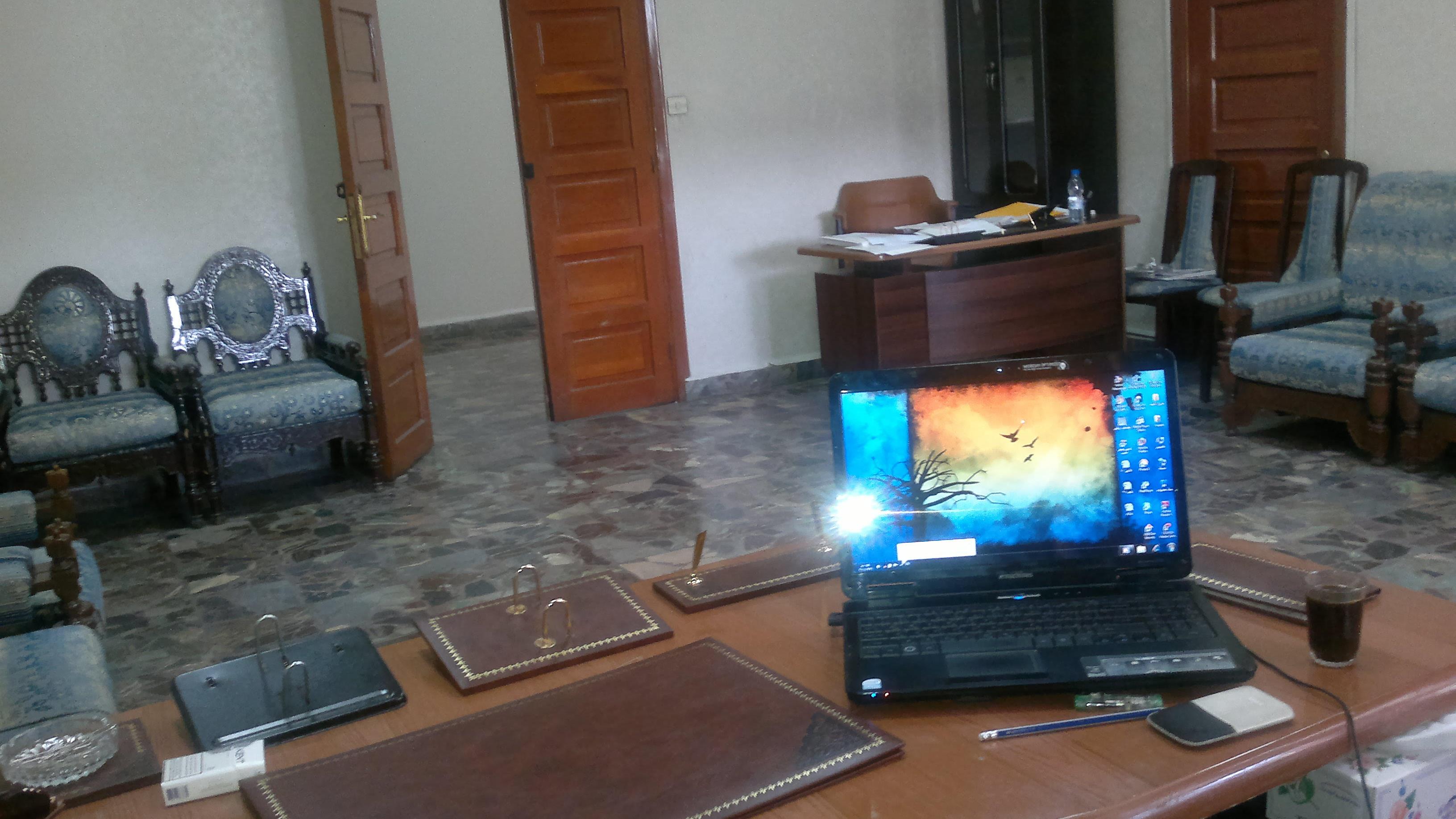 Bureau de Abdelmajeed Barakat à la cellule de gestion de crise de Syrie