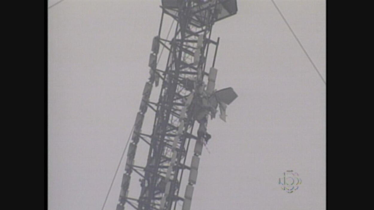 Nos archives le terrible et spectaculaire accident de NotreDamedu