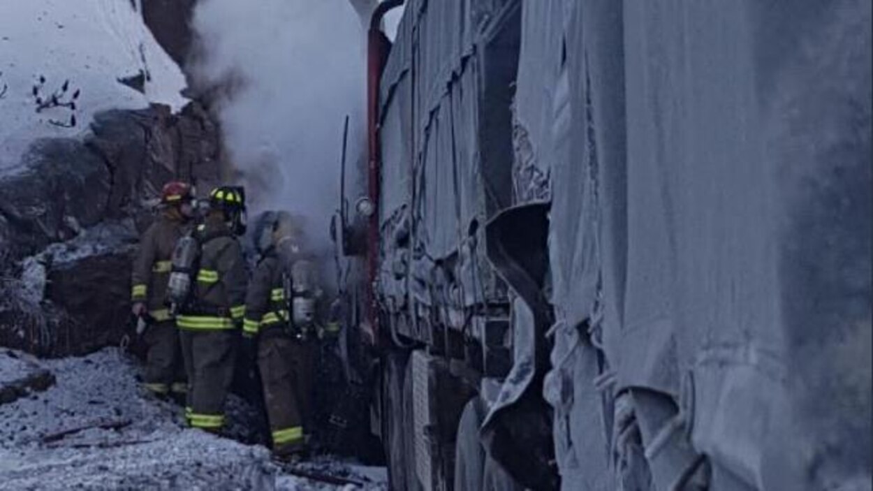 Une jeune famille aurait péri dans l'accident près de Pointe au Baril