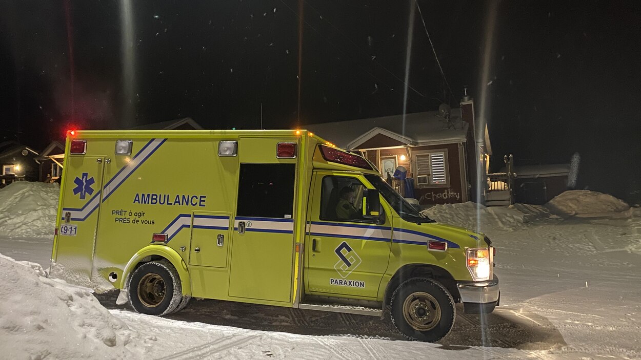 Autocollant Vitre Véhicule "Ambulance" - Pour Premier Intervenant, Soutien Communautaire, Polamb