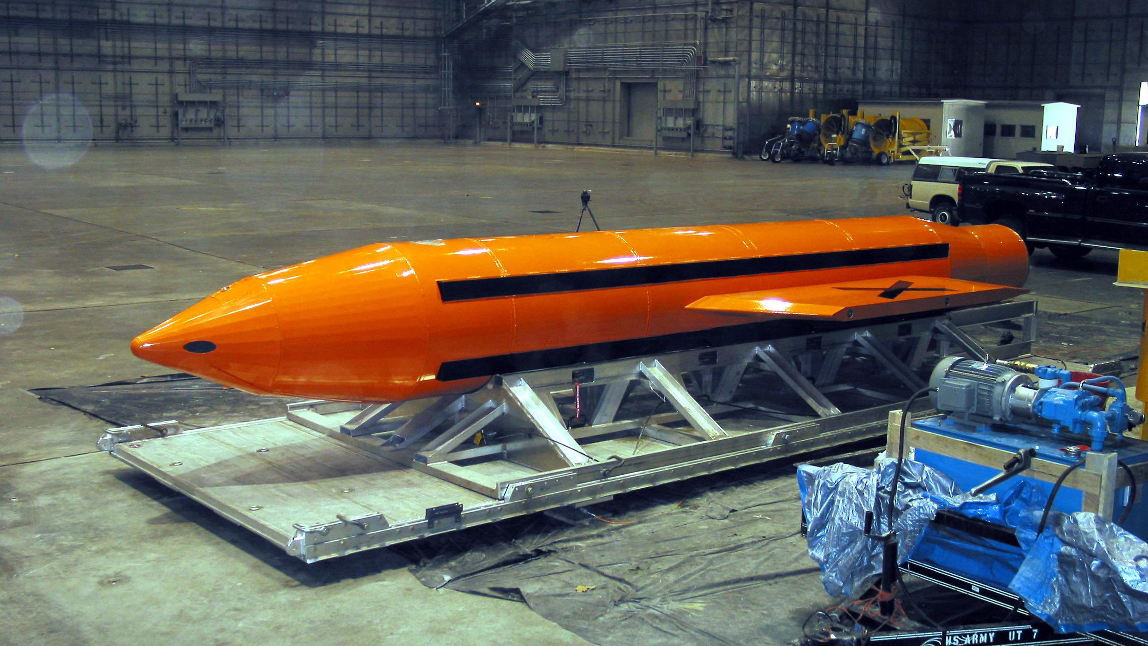 Les Etats Unis Utilisent Leur Plus Puissante Bombe Non Nucleaire En Afghanistan Radio Canada Ca Les Etats Unis Utilisent Leur Plus Puissante Bombe Non Nucleaire En Afghanistan Radio Canada Ca