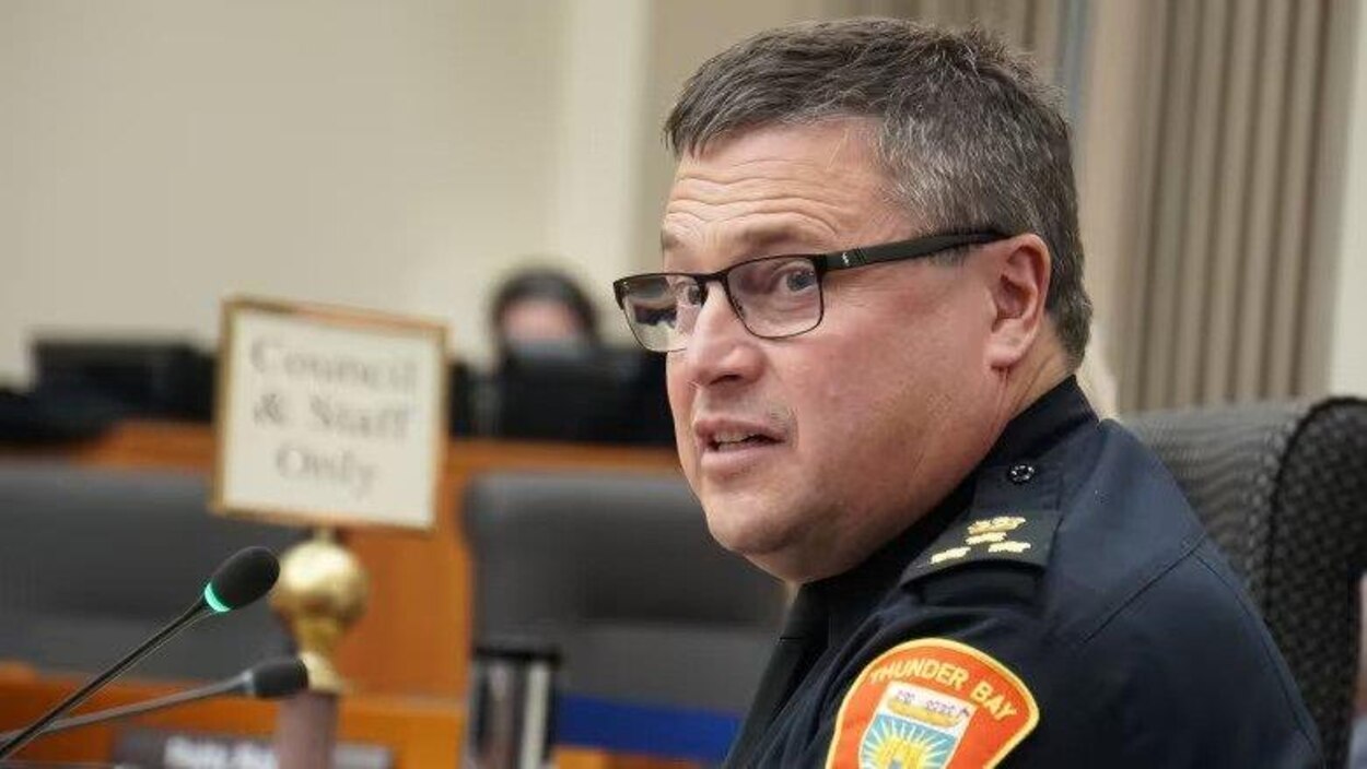 Le Service de police de Thunder Bay réclame une augmentation de son ...