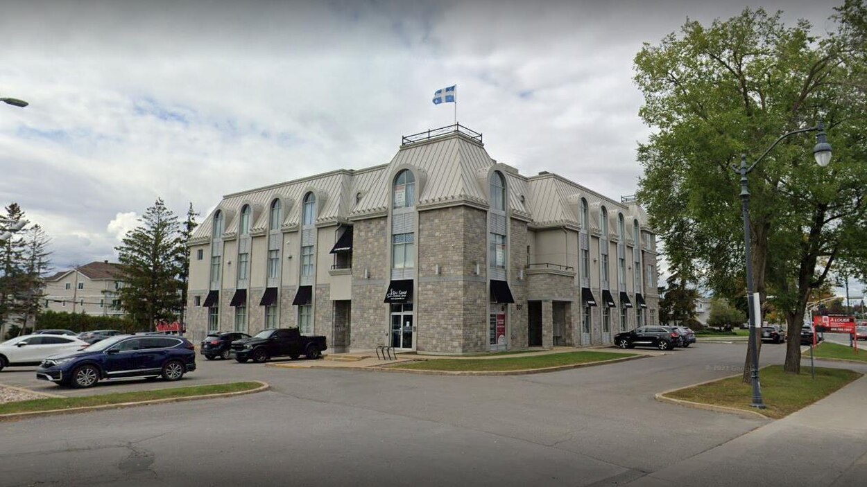 Manifestation « Dehors la CAQ » L’Assomption sous haute surveillance