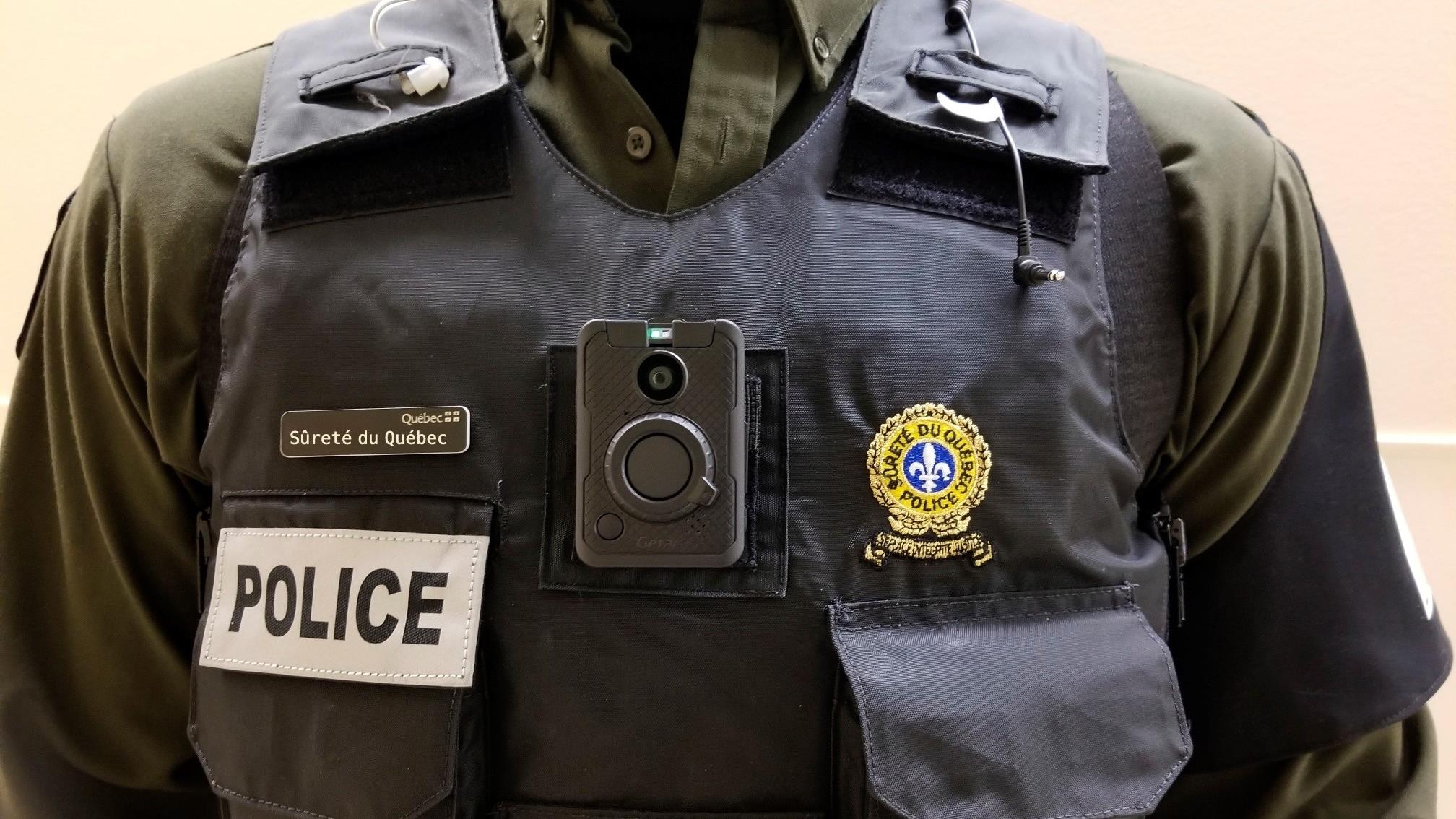 Les caméras corporelles portées par les policiers ne sont pas neutres