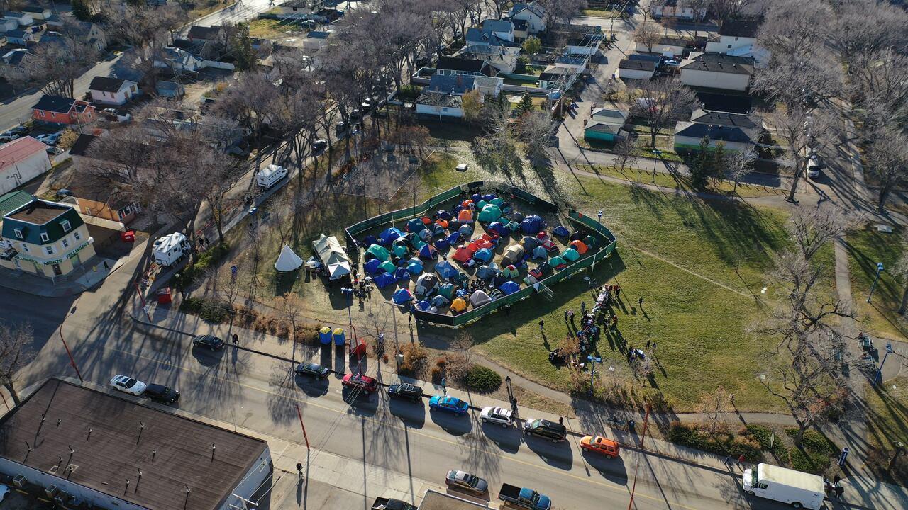 Report du démantèlement du camp Hope à Regina
Report du démantèlement du camp Hope à Regina