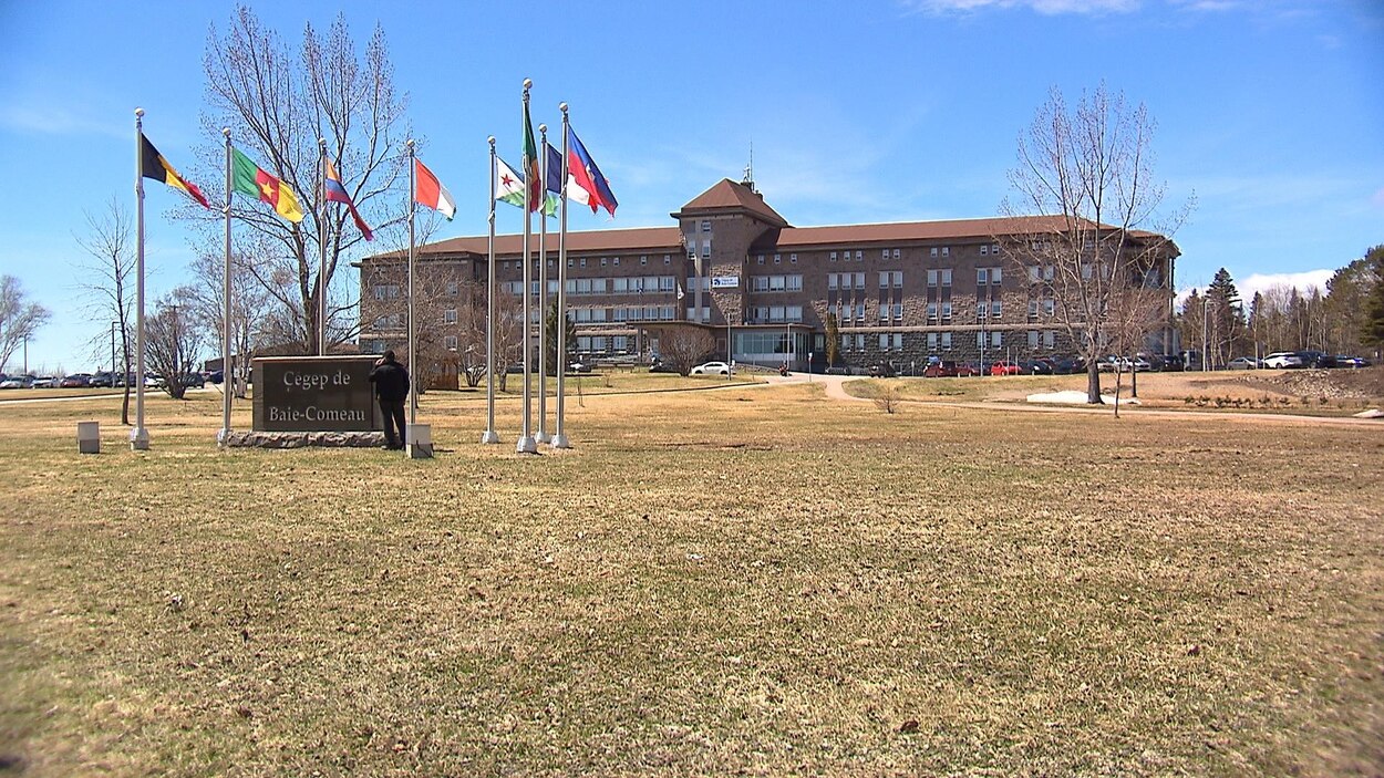 Un deuxième cas de COVID19 en une semaine au Cégep de