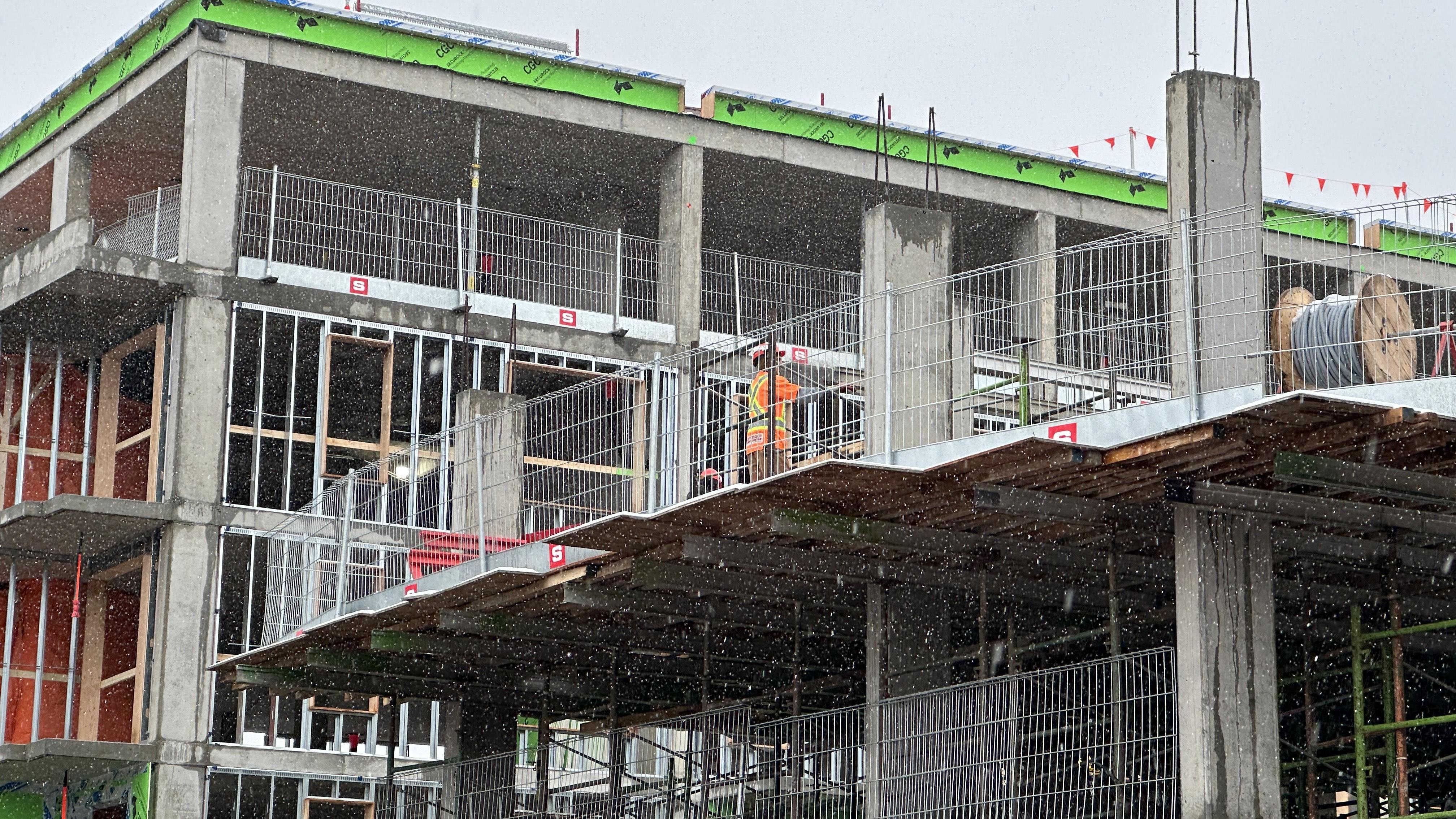 Québec lance des formations rapides dans le secteur de la construction