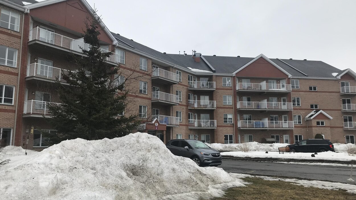 Le coronavirus fait une première victime dans les Laurentides COVID