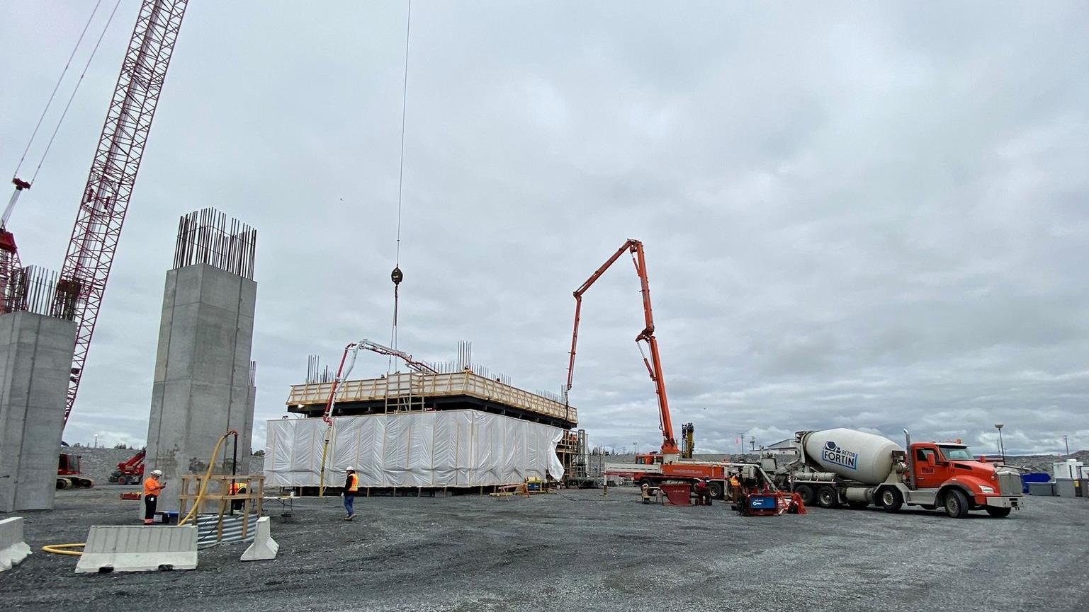 Un nouveau chevalement de mine prend forme en Abitibi-Témiscamingue
Un nouveau chevalement de mine prend forme en Abitibi-Témiscamingue