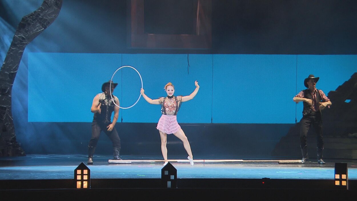 Soir de première pour l'hommage du Cirque du Soleil aux Cowboys ...