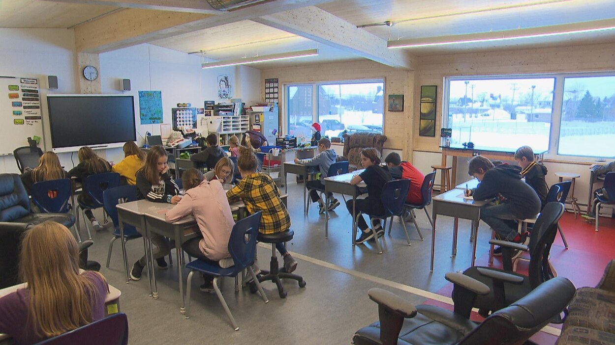 École Riverside : deux classes modulaires dans un pavillon de Chantiers ...
