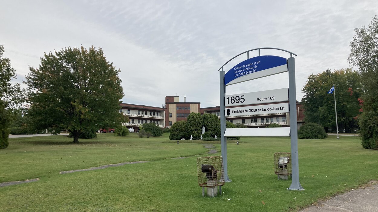 Deux maires du LacSaintJean réclament la réouverture de leur CLSC