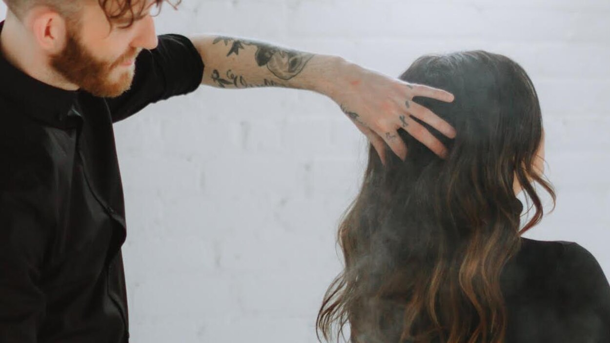 Se Faire Couper Les Cheveux En Silence C Est Possible Au Manitoba Radio Canada Ca