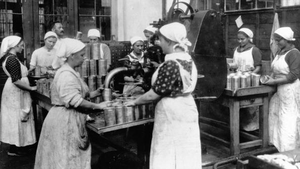 Le rôle des femmes dans l'effort de guerre dans l'Ouest
Le rôle des femmes dans l'effort de guerre dans l'Ouest