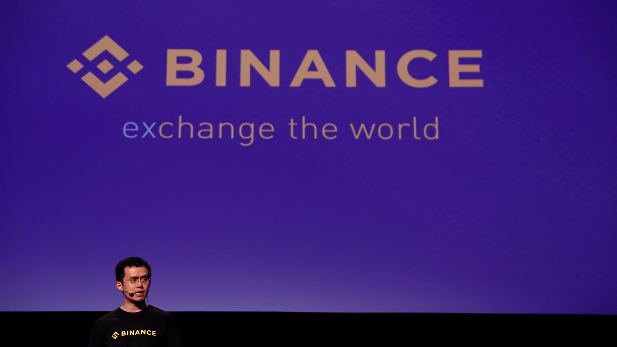 Malgré la chute des cryptomonnaies, le géant Binance recrute 2000 personnes  | Radio-Canada