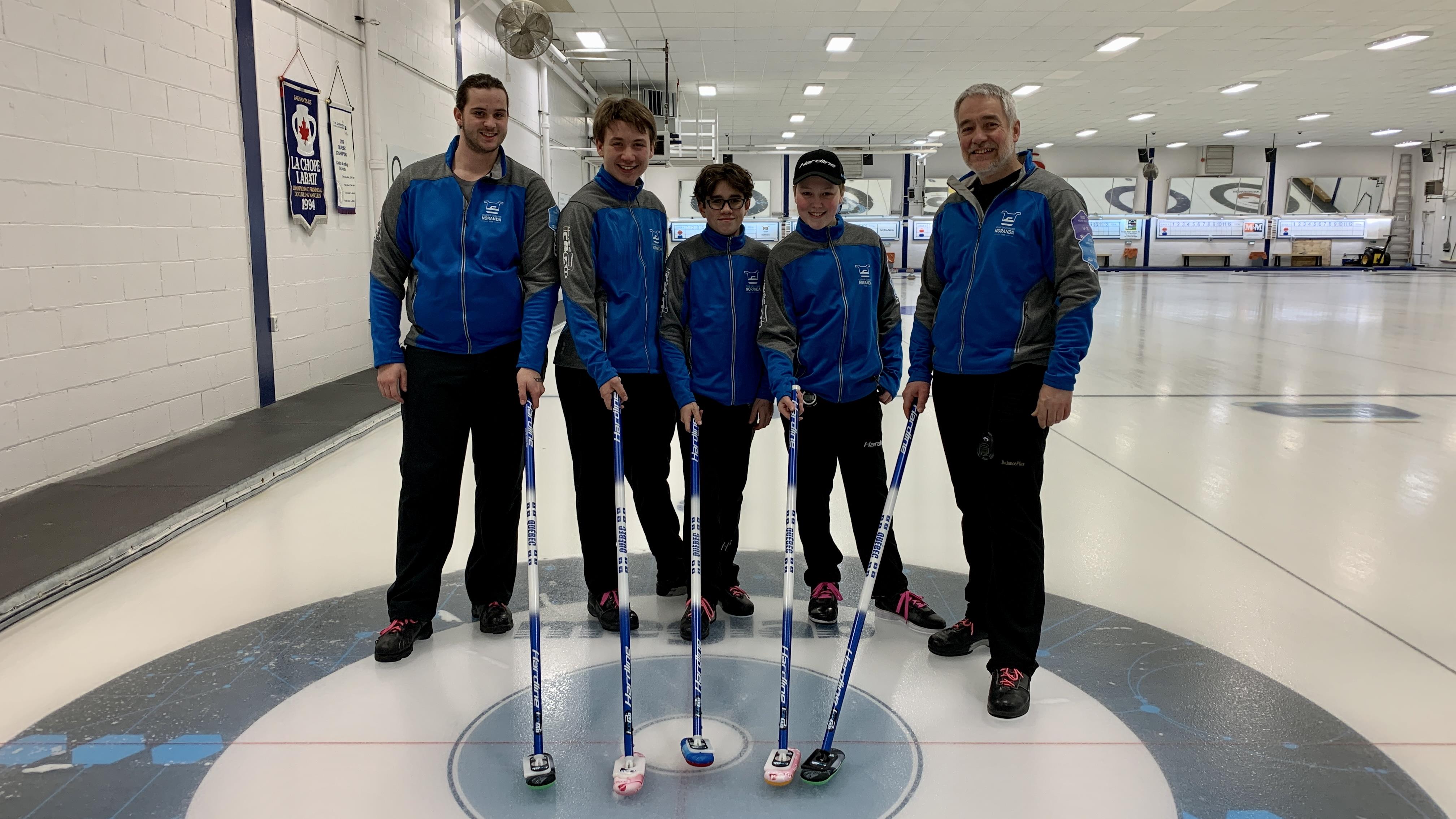 L’équipe Bédard en mission au championnat canadien U21 de curling
L’équipe Bédard en mission au championnat canadien U21 de curling